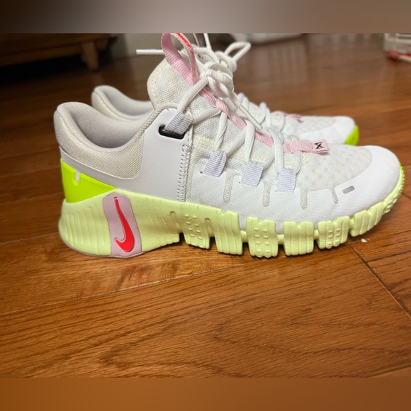 Nike Free Metcon 6 - Picture 2 of 5